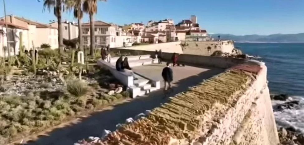 Vue Mer Et Remparts. Entre Vieille Ville Et Plages Antibes Zewnętrze zdjęcie